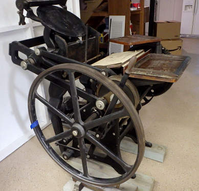 10 x 15 C&P
                    Printing Press