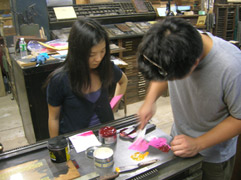 Andy
                            Nara Mixing pink ink